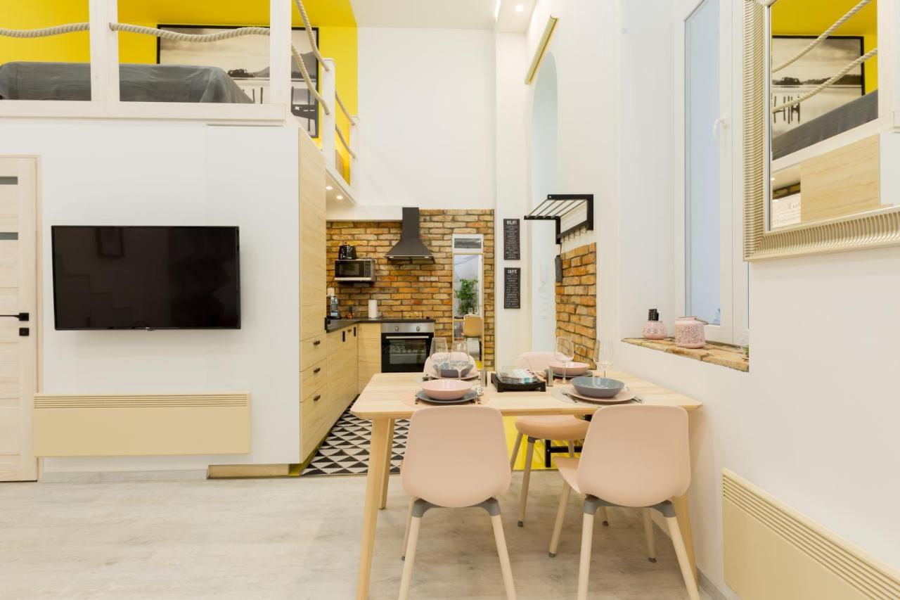 Lejlighed Pastel Paradise With A Ray Of Sunshine *